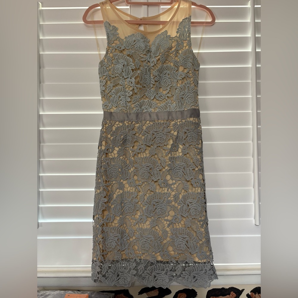 Lulu's Gray Lace Shift Dress